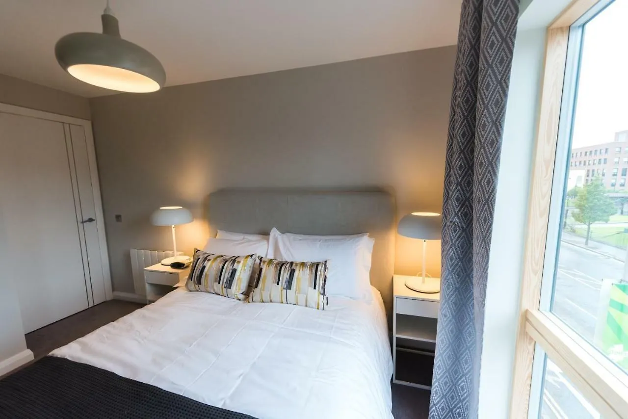 5 Star Brand New City Centre Apartment Belfast